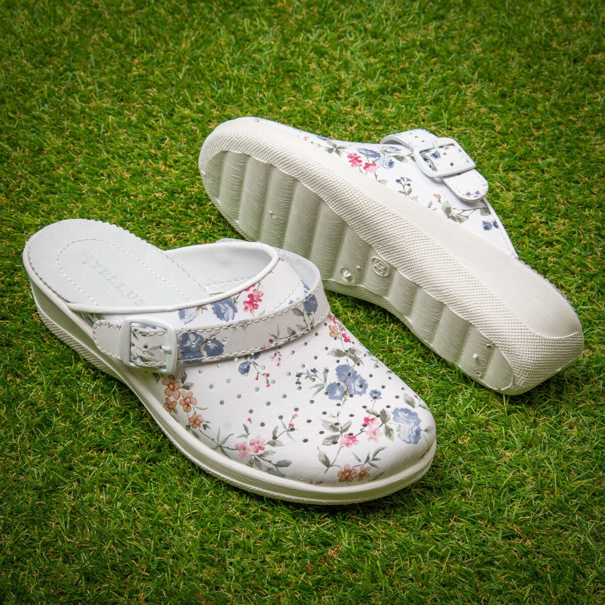 Saboti medicali piele “Tellus” 51-08/02 Alb cu flori - imagine 1