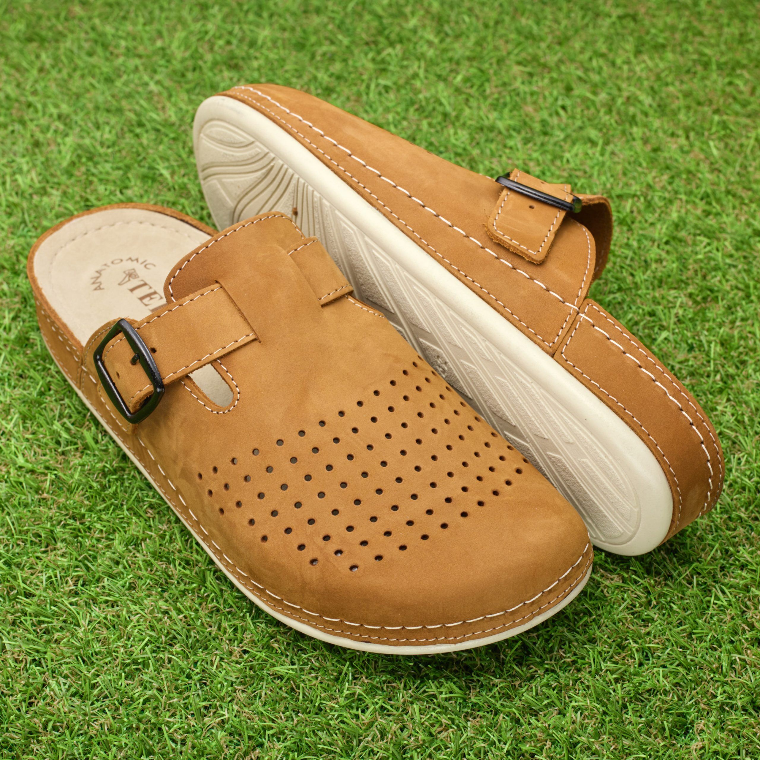 Saboti piele intoarsa  pentru barbati “Tellus” 30-09, Maro - imagine 1