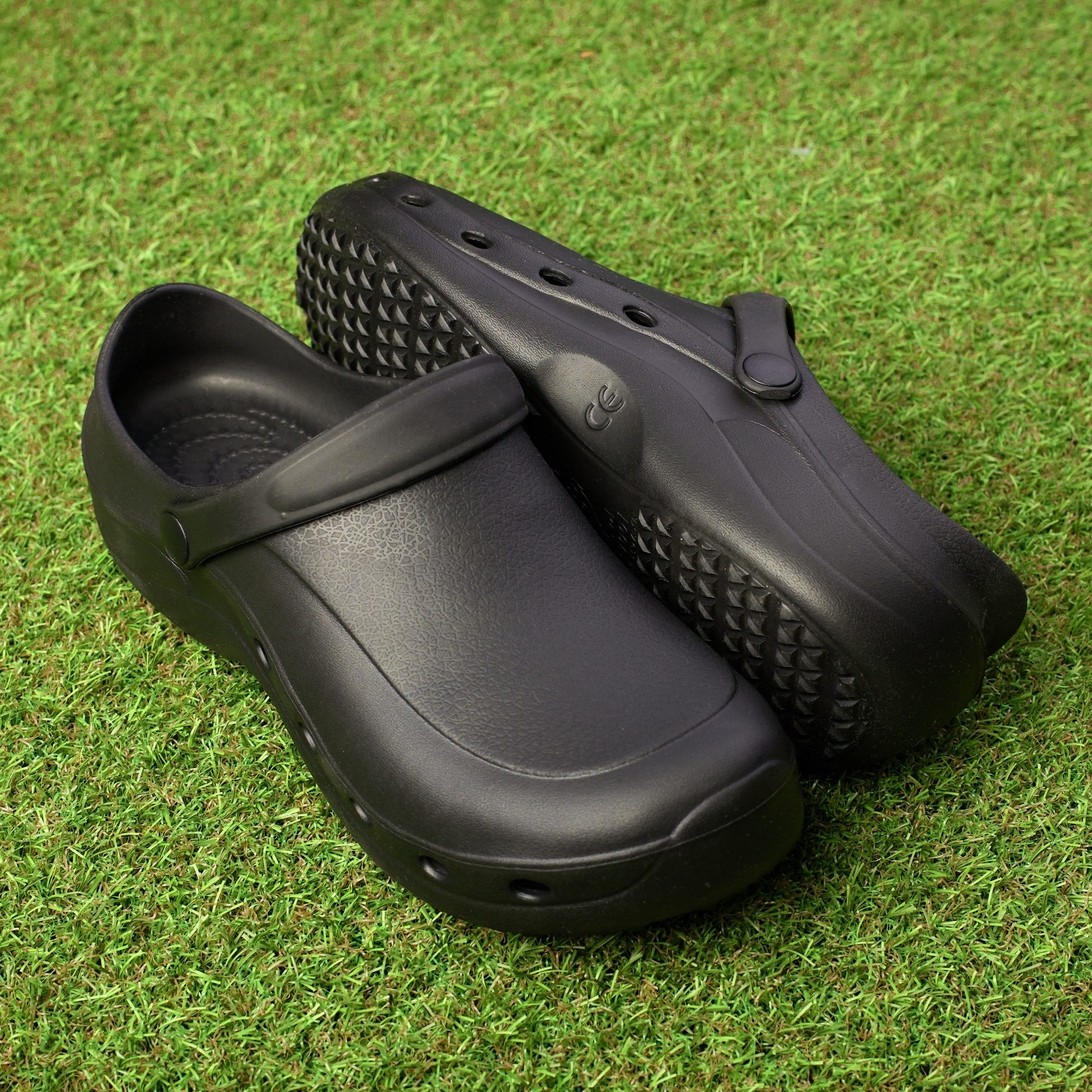 Saboti barbati Flame F9001, Negru - imagine 1